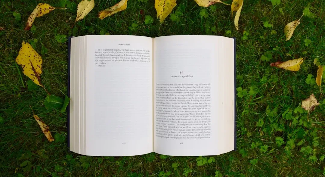 8. Andrew Neiderman and the books that kept V.C. Andrews alive (Image Credits: Unsplash)