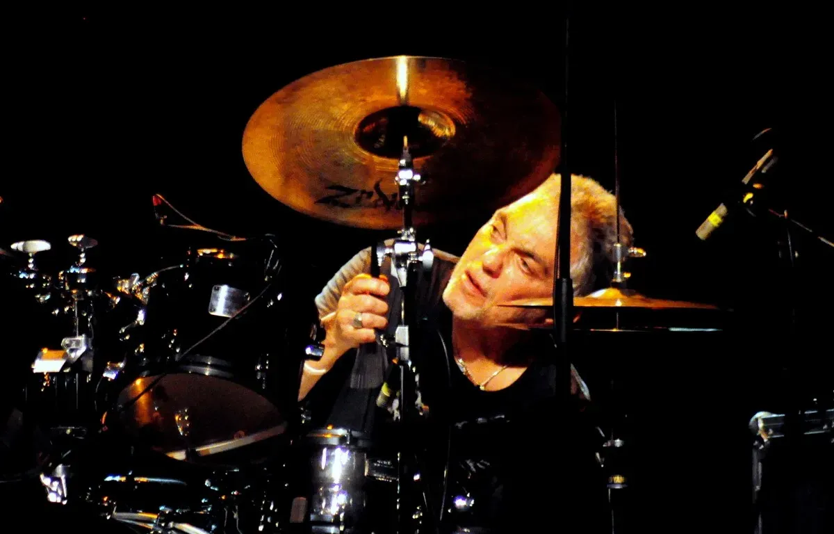 Steve Gadd, the drummer whose grooves became genre-defining (Image Credits: Wikimedia)