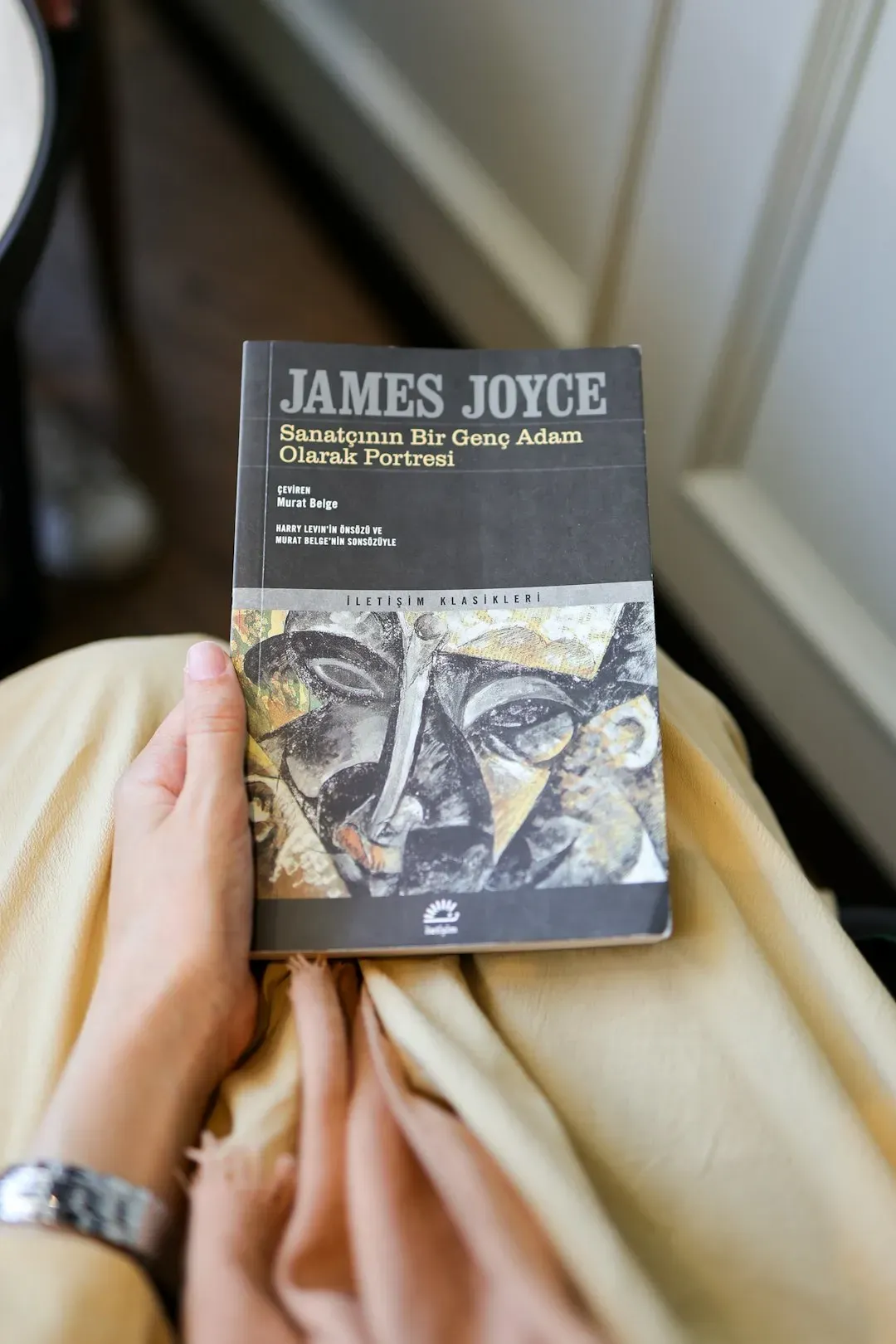 Finnegans Wake by James Joyce (1922–1939) (Image Credits: Unsplash)