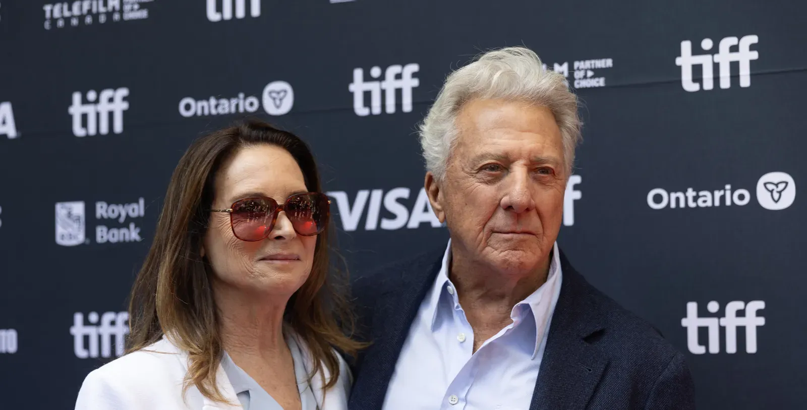 Dustin Hoffman's awkward energy defines The Graduate (Image Credits: Wikimedia)