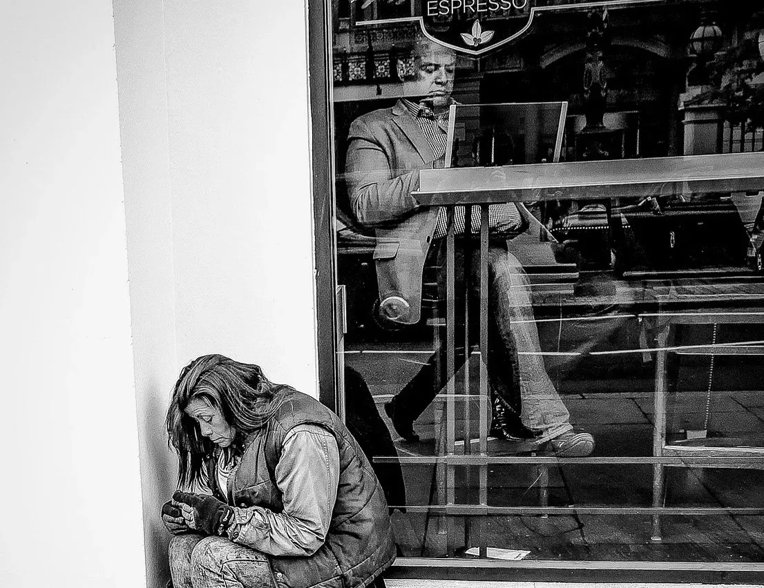 1. The Extreme Concentration at the Very Top (Image Credits: Pixabay)