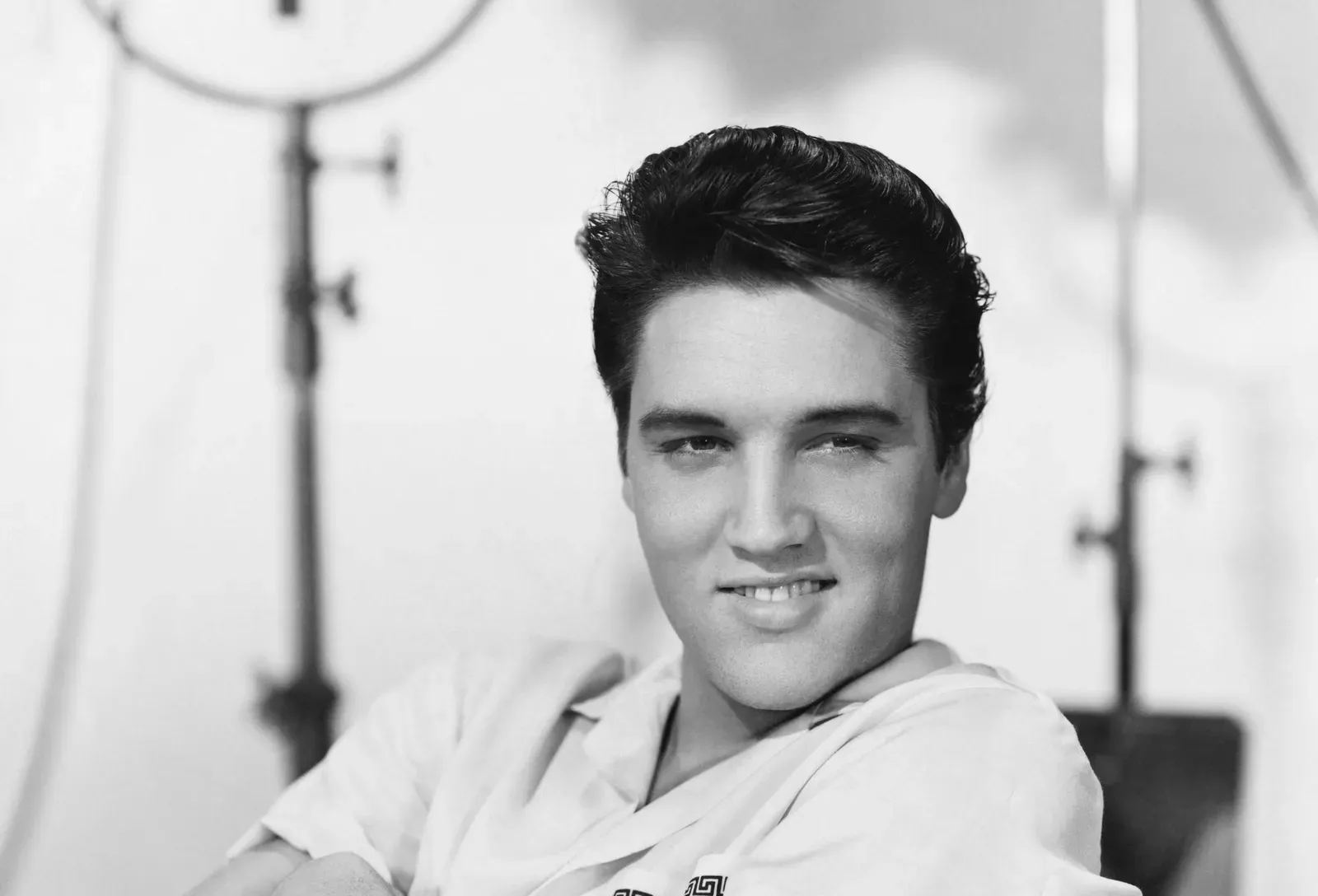 Elvis Presley and the Barbra Streisand film he lost to money and pride (Image Credits: Wikimedia)