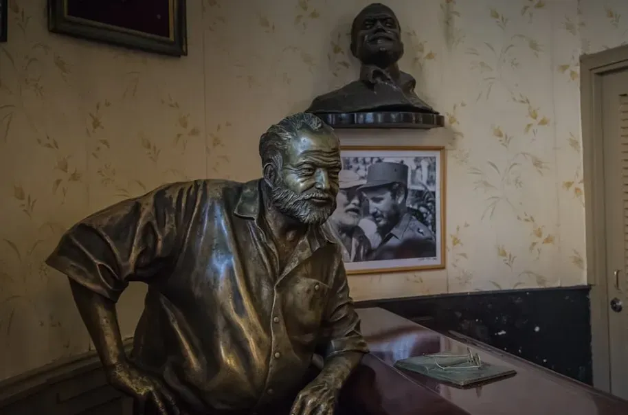 3. A Farewell to Arms by Ernest Hemingway - The Man Who Wrote 47 Endings (Image Credits: Unsplash)