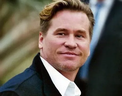 Joel Schumacher and Val Kilmer (Image Credits: Wikimedia)