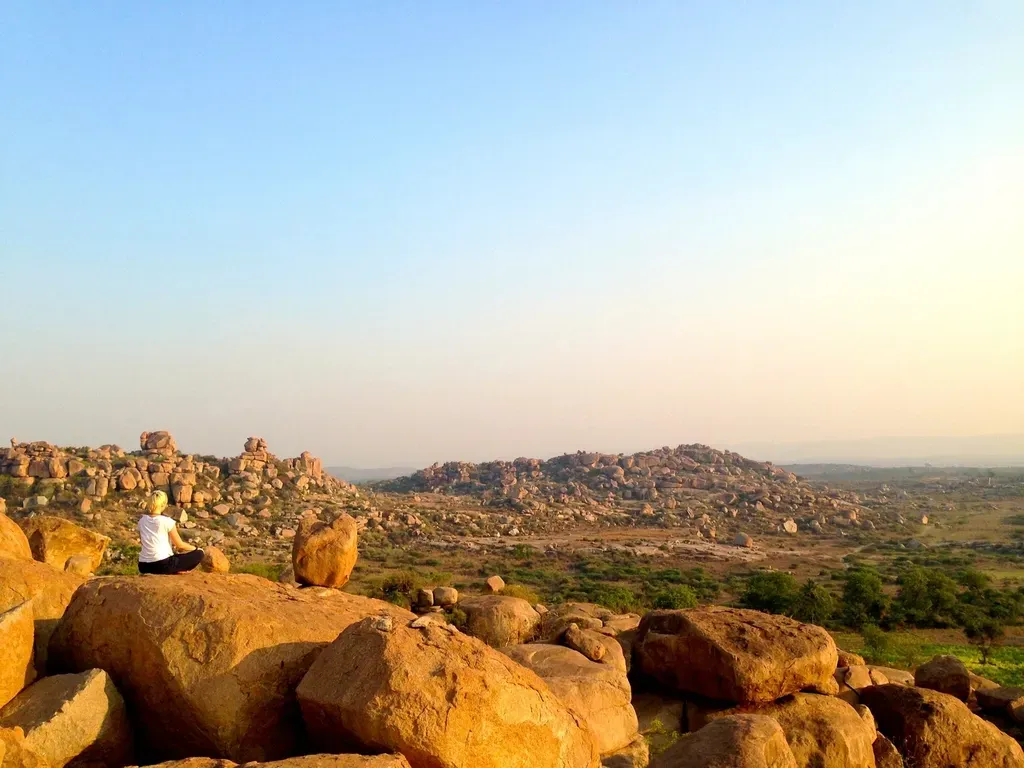 Desert Dharma: The Spiritual Roots of the Trend (Image Credits: Rawpixel)