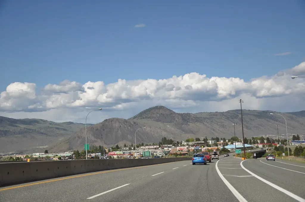 Extreme Heat: The Invisible Co-Pilot Nobody Invited (keepitsurreal, Flickr, CC BY-SA 2.0)