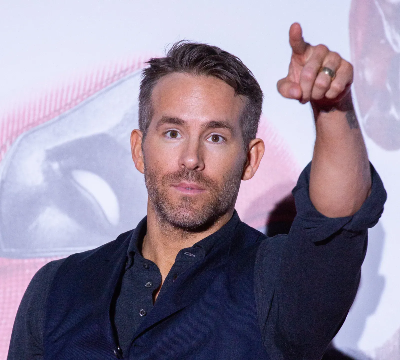 6. Ryan Reynolds as Hal Jordan in Green Lantern (Image Credits: Wikimedia)