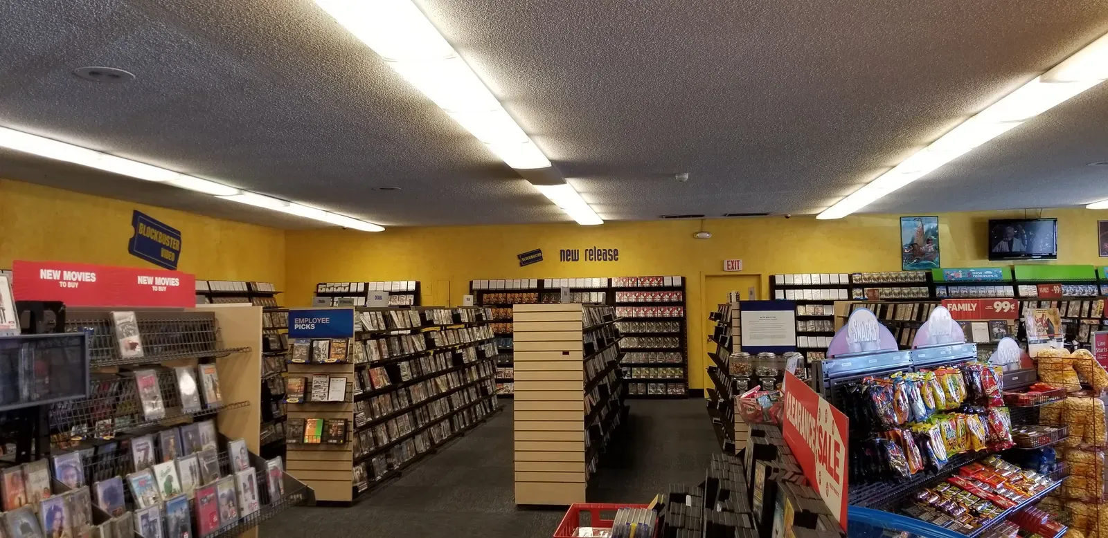 Why the last surviving store still pulls in visitors decades later (By Coasterlover1994, CC BY-SA 4.0)