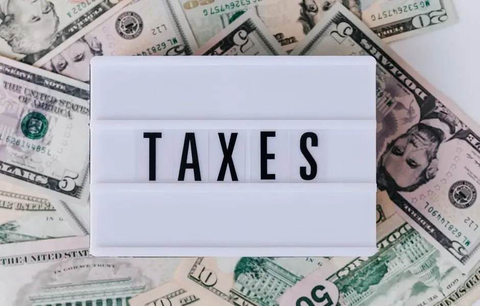 Setting Aside Money for Self Employment Taxes (Image Credits: Pexels)