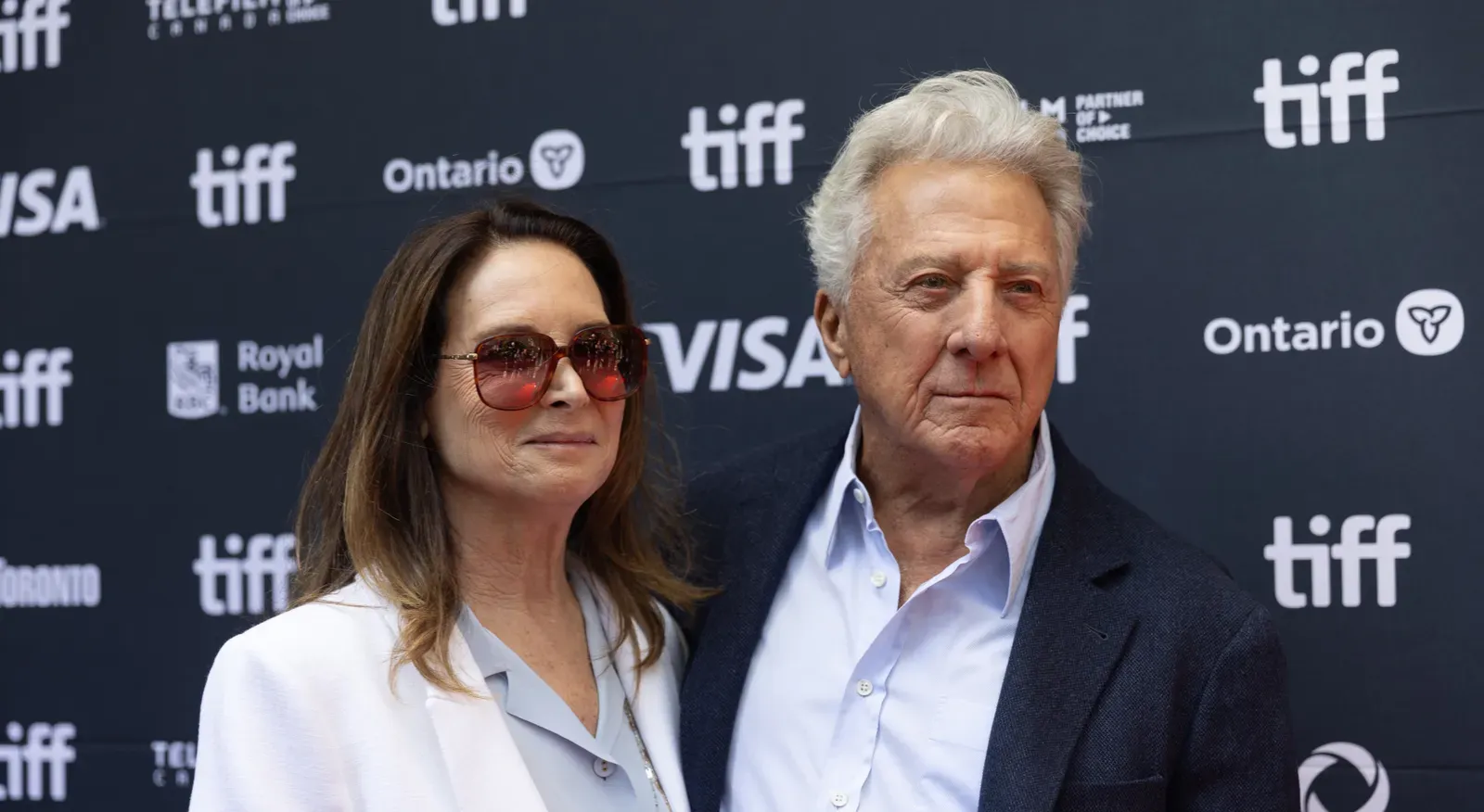 7. Dustin Hoffman and Gandhi (Image Credits: Wikimedia)