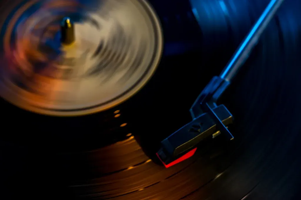 3. They Listen to Albums as a Whole, Not Just as Individual Tracks (Pasi Mammela, Flickr, CC BY-SA 2.0)
