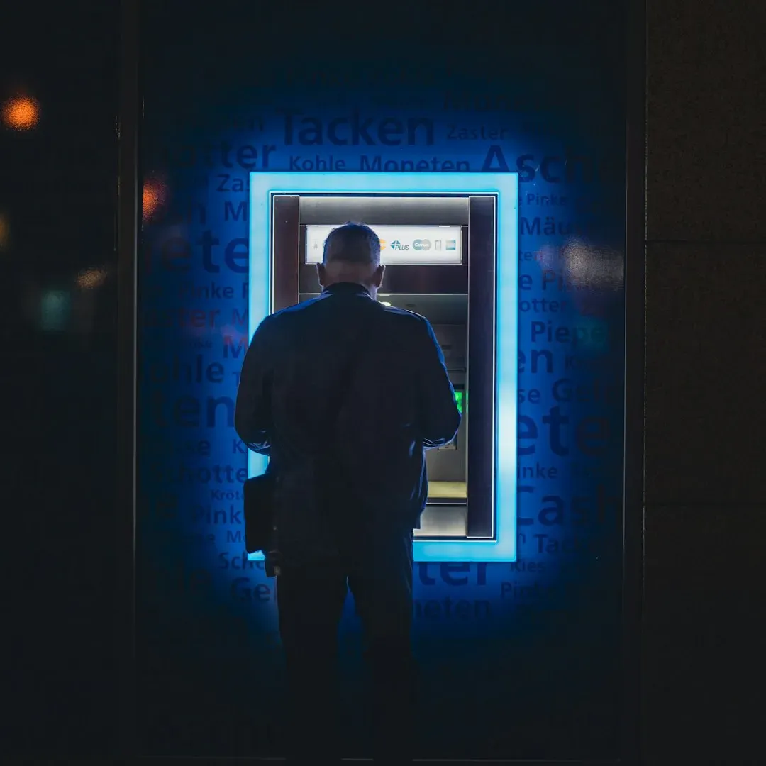 Dog Day Afternoon (1975) (Image Credits: Unsplash)