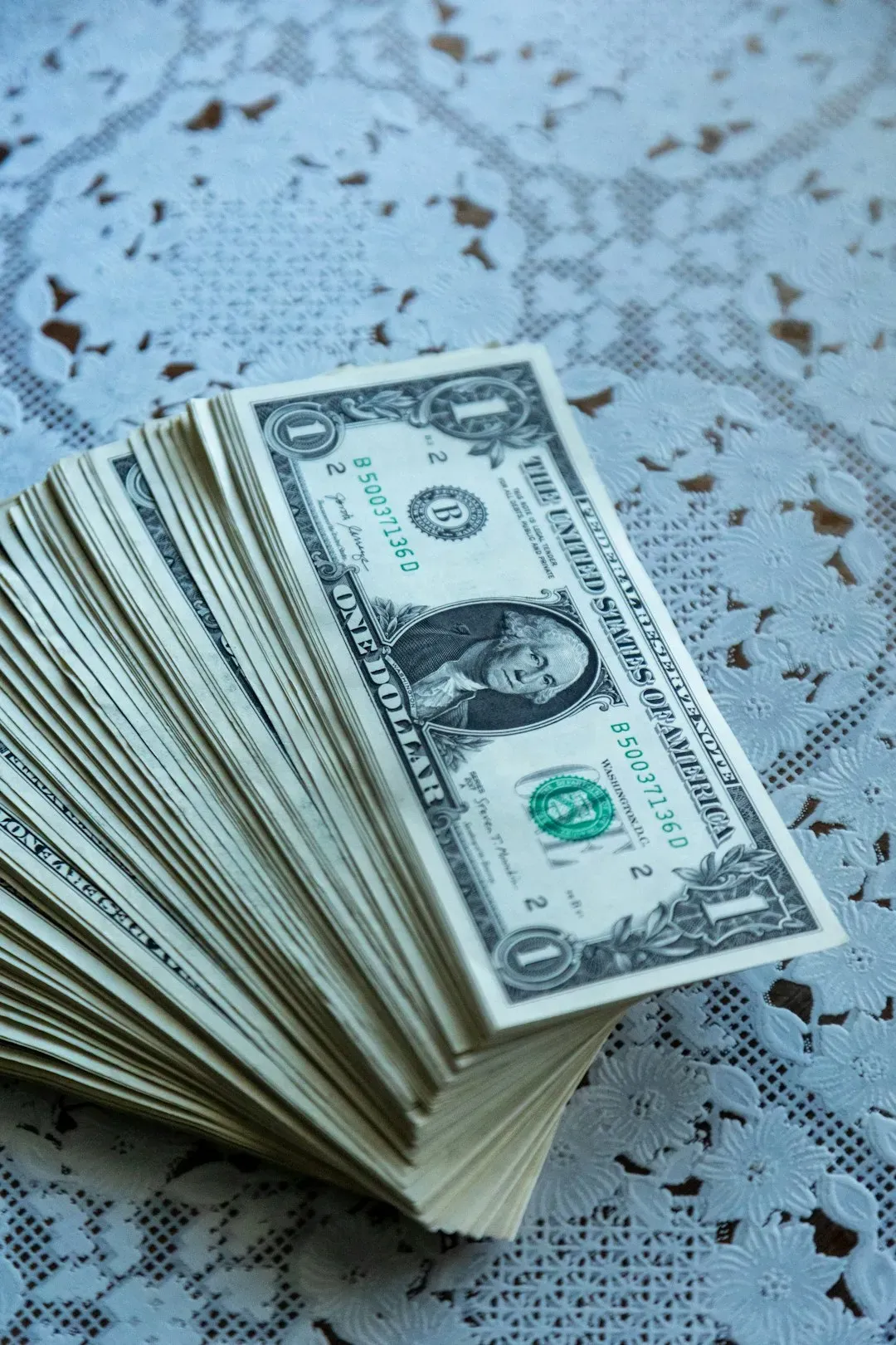 What Heirs Actually Do With Inherited Money (Image Credits: Unsplash)