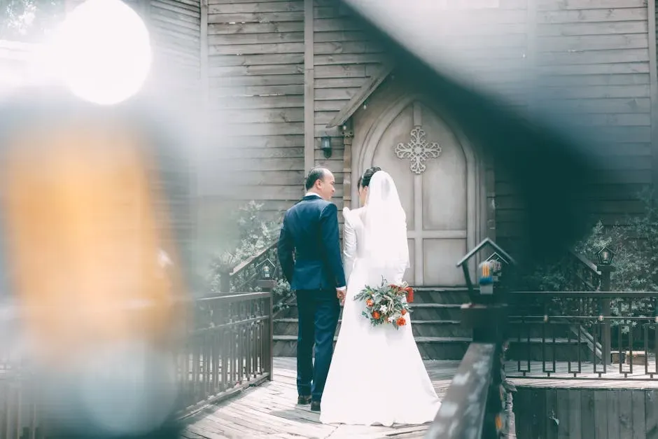 6. A Spontaneous Wedding Chapel Detour on the Way Home From Work (Image Credits: Pexels)