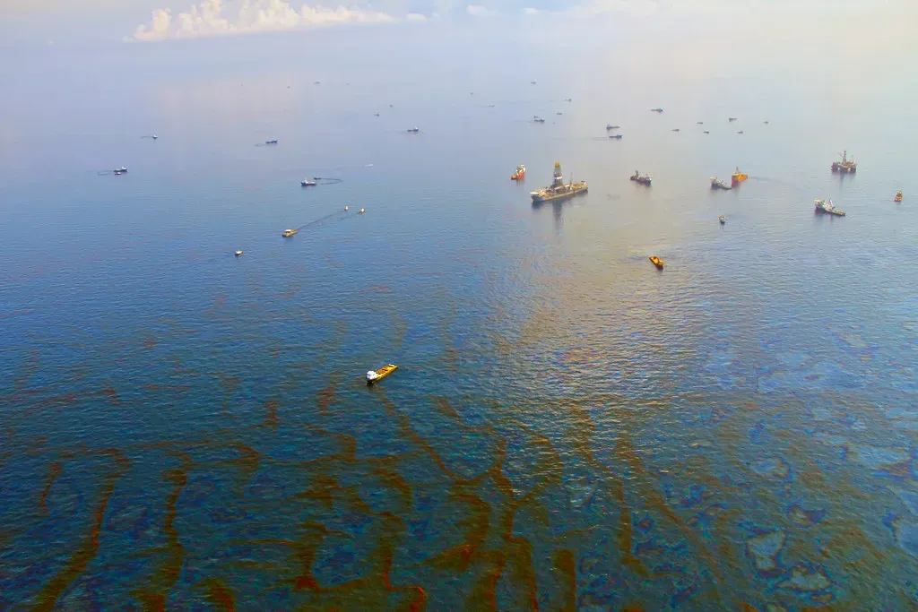 13. The Deepwater Horizon Oil Spill (Image Credits: Flickr)