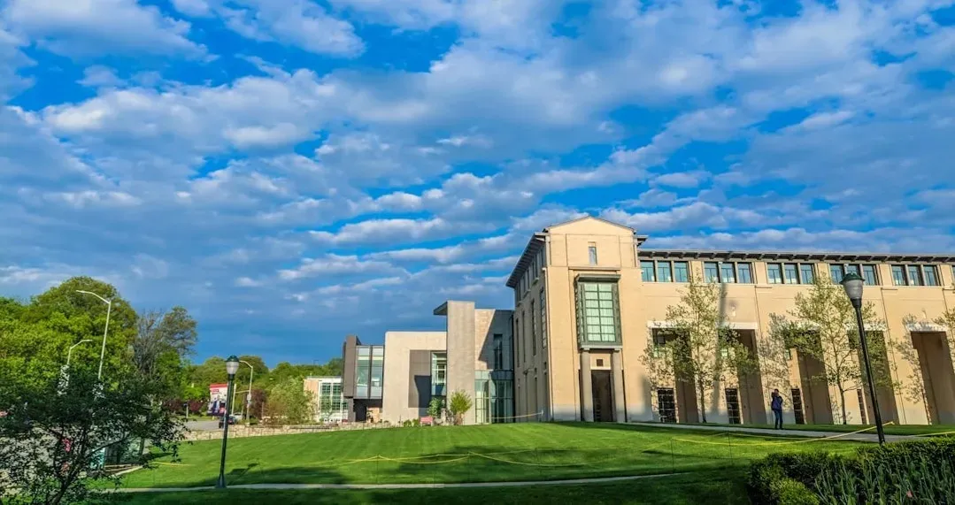 Carnegie Mellon: The Quiet Giant of AI and Robotics (Image Credits: Unsplash)