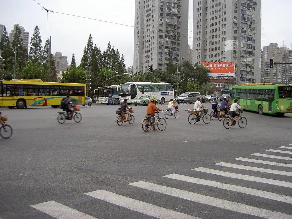 9. Eastern Avenue and Flamingo Road: The Pedestrian Danger Zone (Image Credits: Flickr)