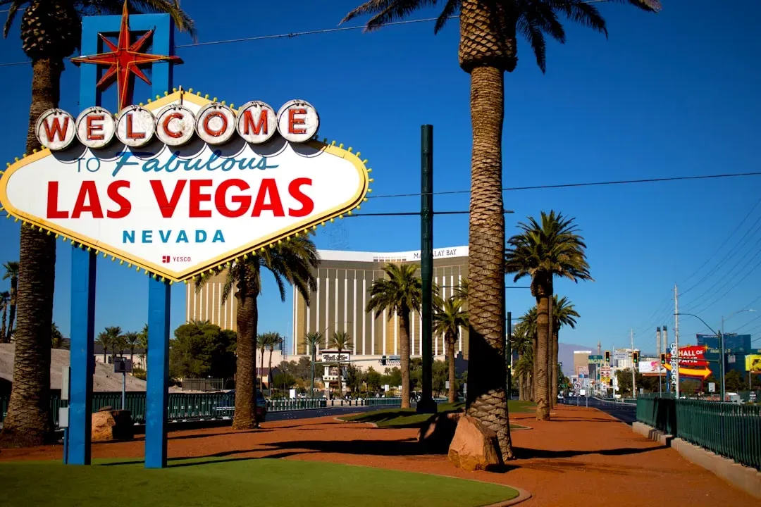 Las Vegas Property Costs: Summer Vacancy and Desert Utility Bills (Image Credits: Unsplash)