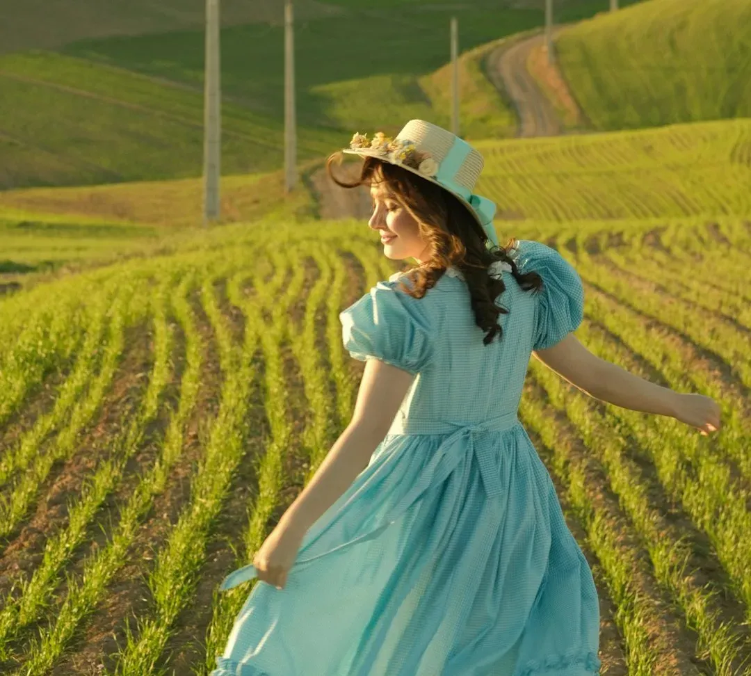 The Wizard of Oz (1939): The Film That Taught You Home Means Something (Image Credits: Unsplash)