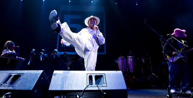 7. "Mambo No. 5" by Lou Bega (Image Credits: Flickr)