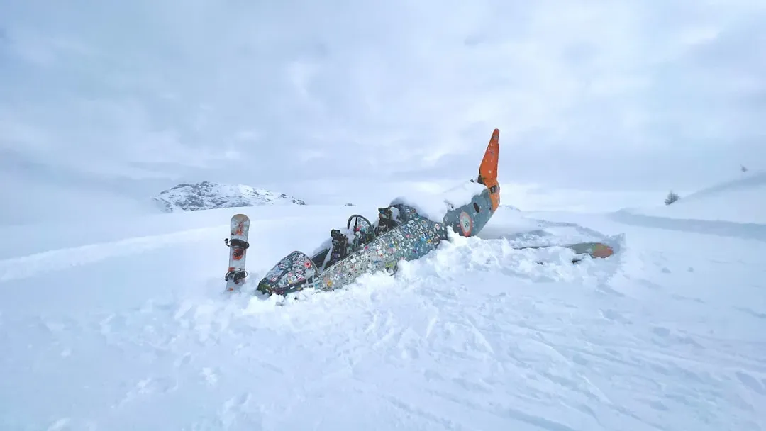 4. Snow Crash by Neal Stephenson (1992) (Image Credits: Unsplash)