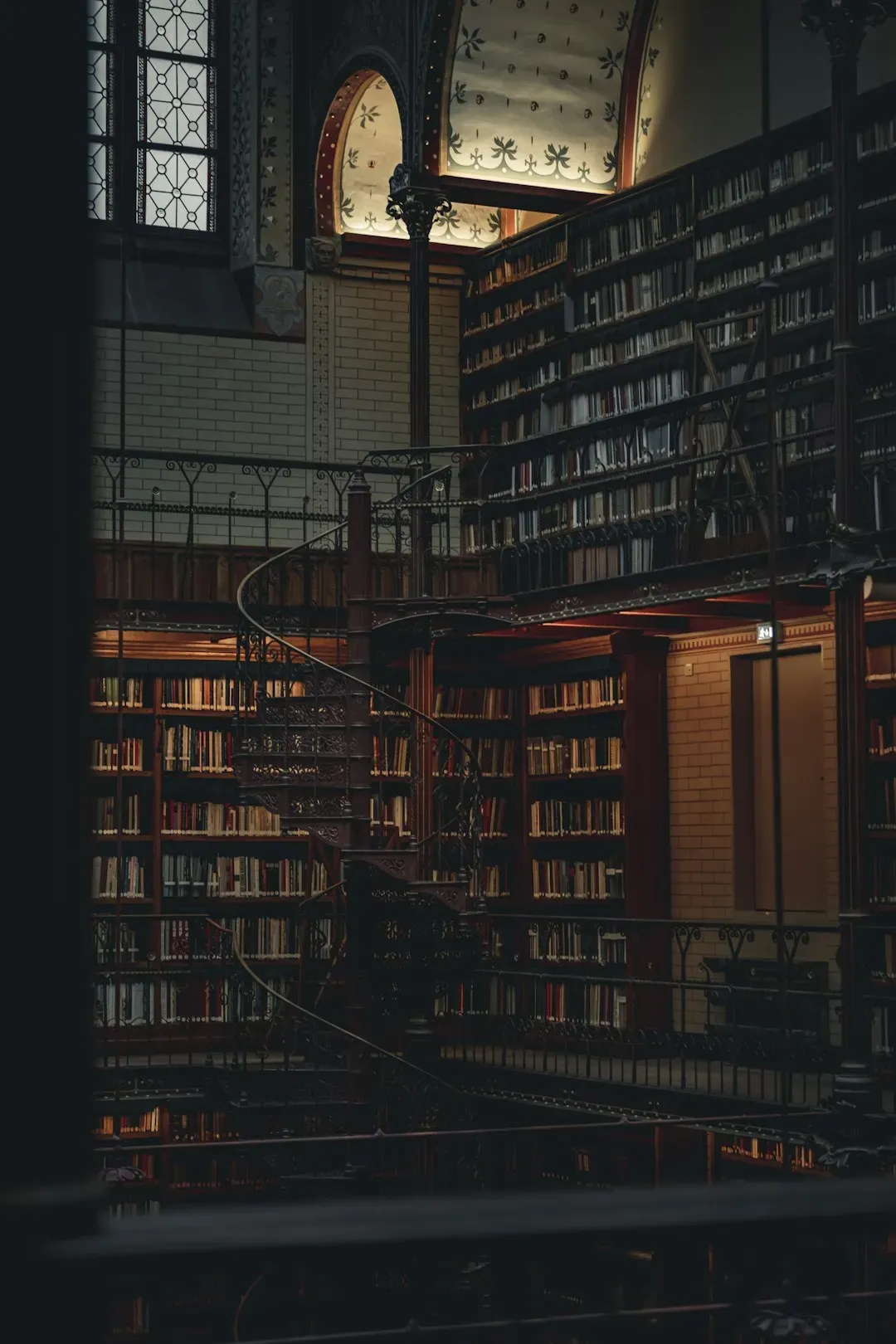 The Midnight Library by Matt Haig (Image Credits: Unsplash)