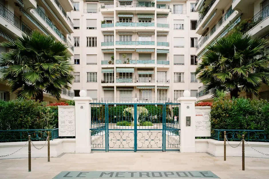 The Summit Club: The One That Even The Ridges Looks Up To (Image Credits: Pexels)