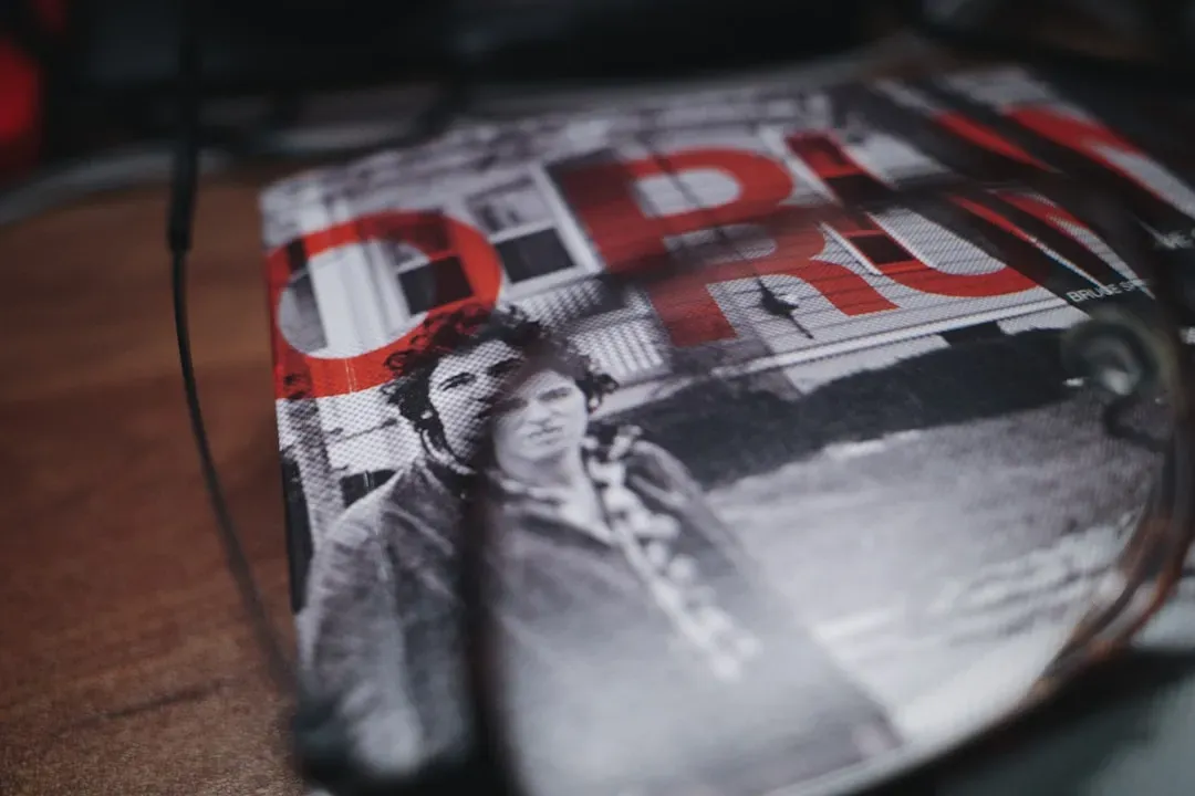 The Storytelling Power of Bruce Springsteen (Image Credits: Unsplash)