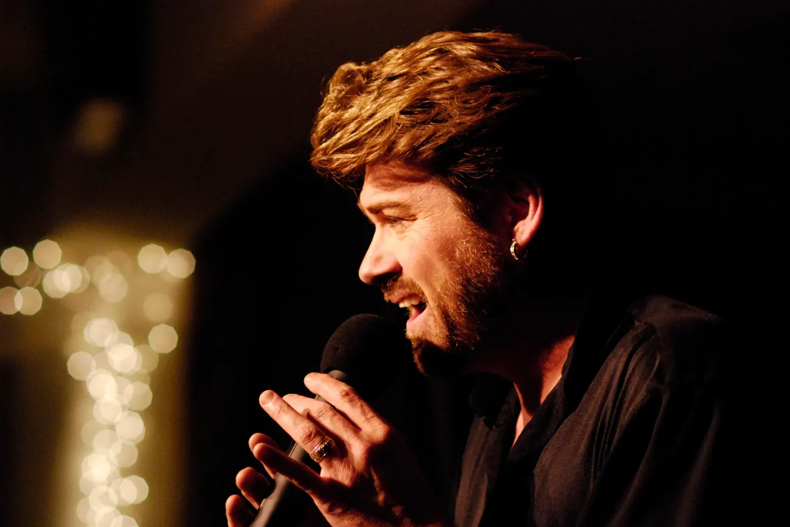 6. "I Want Your Sex" – George Michael (By Evan-Amos, Public domain)