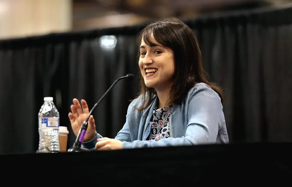 Mara Wilson - Matilda Who Chose Writing Over the Spotlight (Image Credits: Flickr)