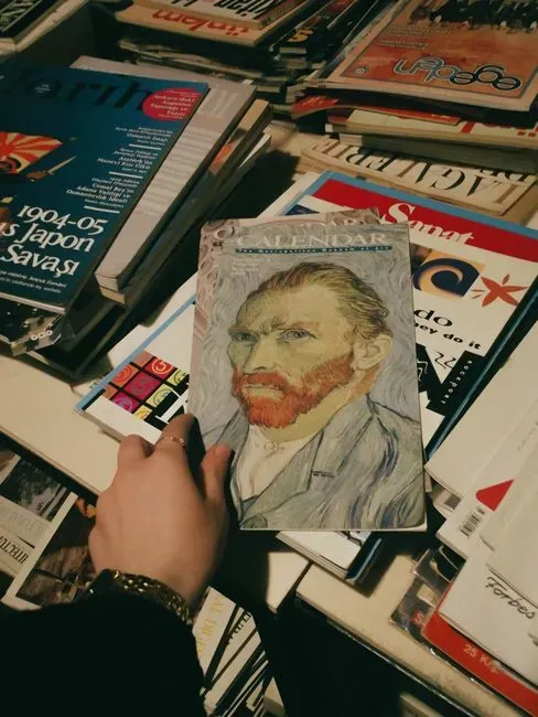 Vincent van Gogh's Letters to His Brother Theo (Image Credits: Pexels)