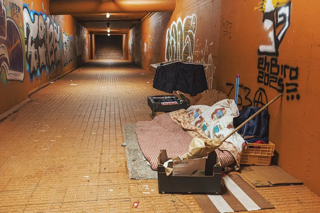 The Shelter Gap: More People, Not Enough Beds (Image Credits: Unsplash)