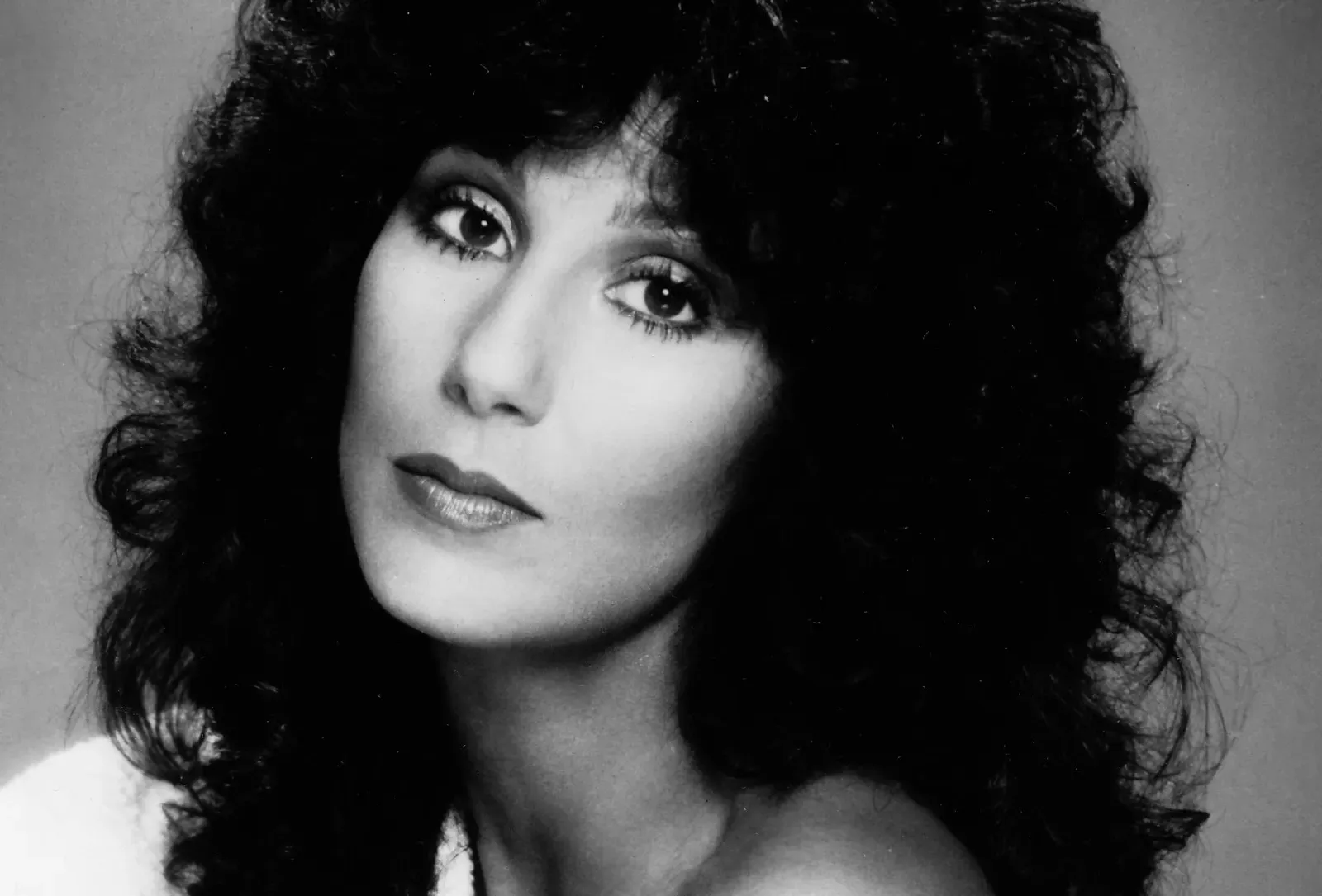 3. Cher (Image Credits: Wikimedia)