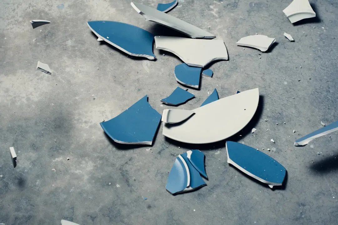 7. Breaking a Mirror Means Seven Years of Bad Luck (Image Credits: Unsplash)