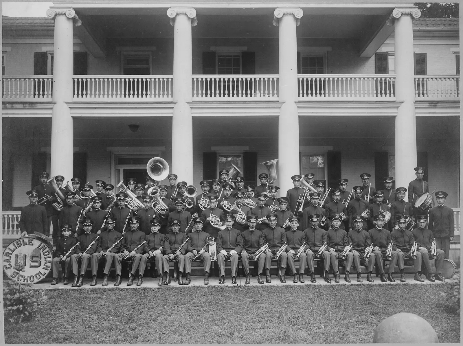 6. The Carlisle Indian Industrial School Became the Model for an Entire System (U.S. National Archives and Records Administration, Public domain)
