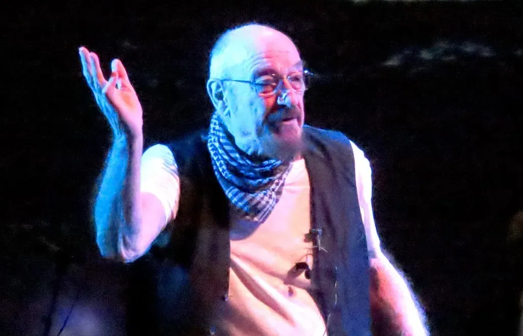 3. Jethro Tull – Crest of a Knave (1987) (Image Credits: Flickr)