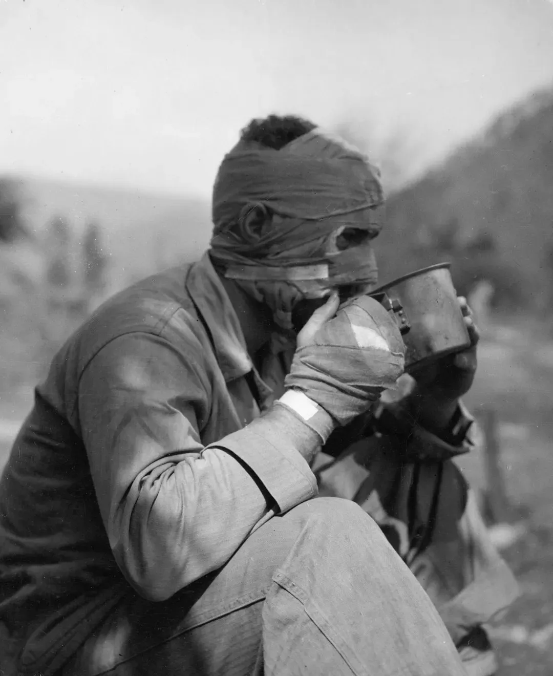 Slaughterhouse-Five by Kurt Vonnegut (Image Credits: Unsplash)