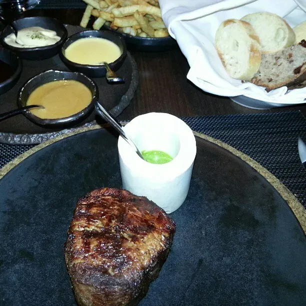 Ellis Island: The Last Real Deal in Town (Image Credits: Wikimedia)