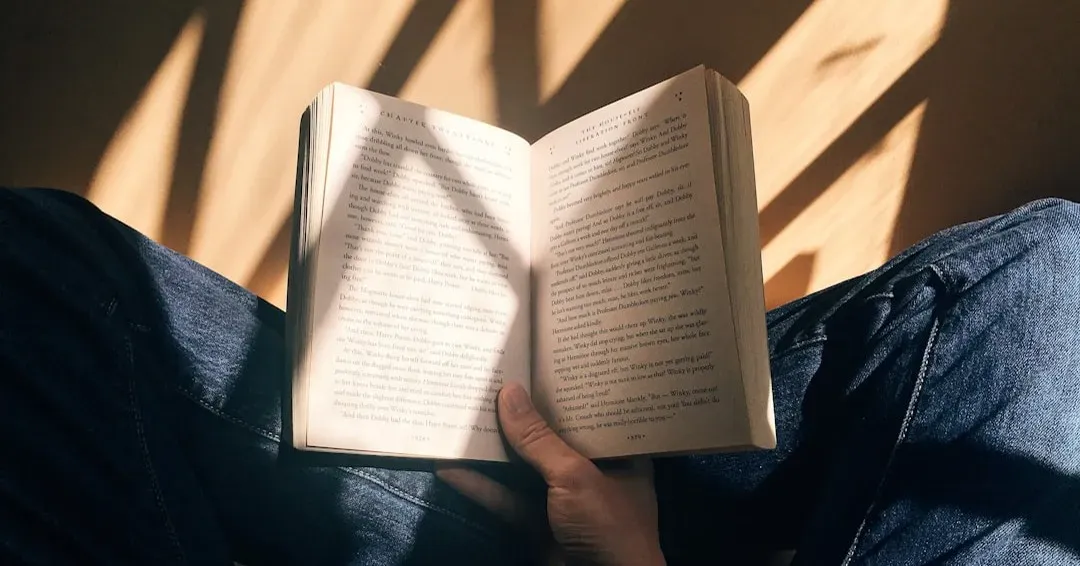 6. Slaughterhouse-Five by Kurt Vonnegut (Image Credits: Unsplash)