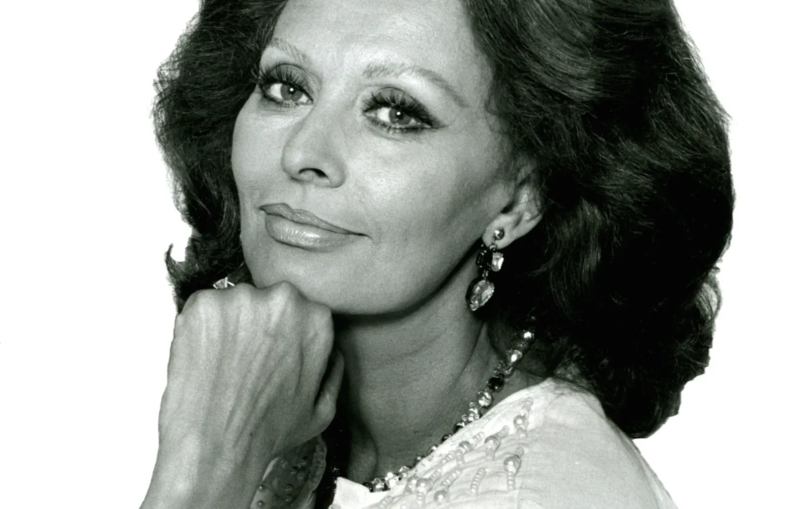 Sophia Loren: A Career Spanning the Postwar Era to Today (Image Credits: Wikimedia)