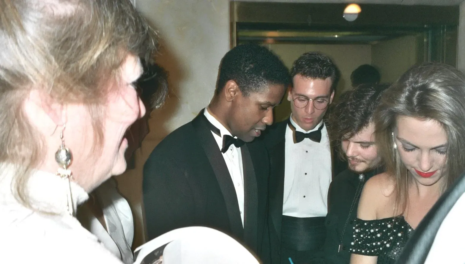 1. Denzel Washington as the cop or detective (Image Credits: Wikimedia)