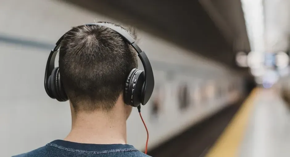 1. Kraftwerk - "Trans-Europe Express" (1977) (Image Credits: Pexels)