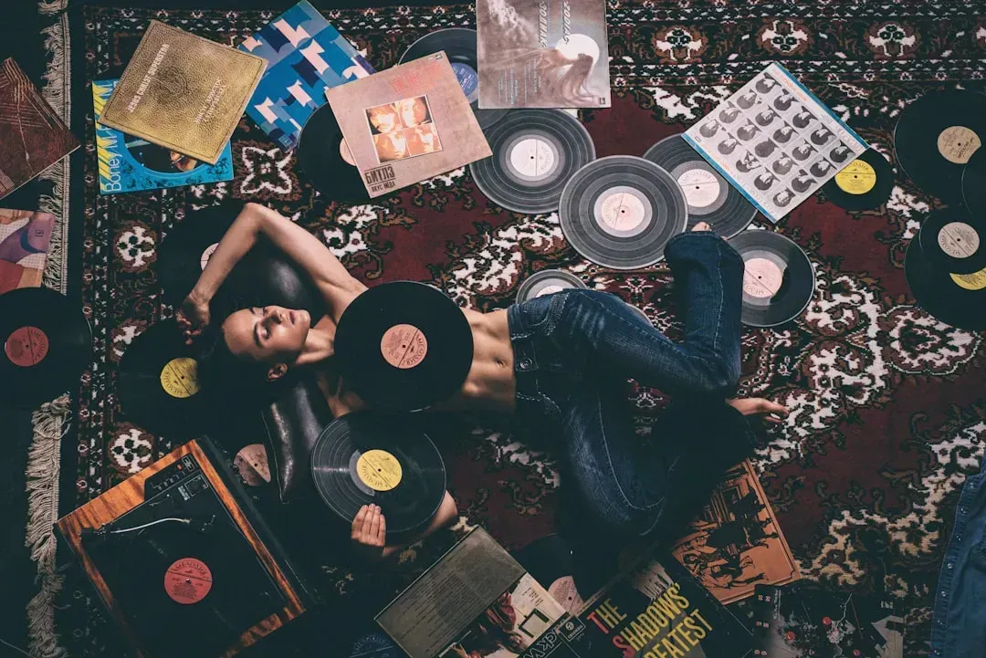 Nostalgia: The Bittersweet Gateway to Feeling Better (Image Credits: Unsplash)
