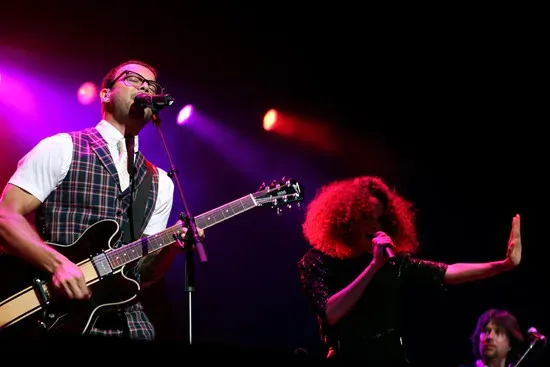 2. Exclusivity Clauses and Radius Restrictions (Image Credits: Flickr)