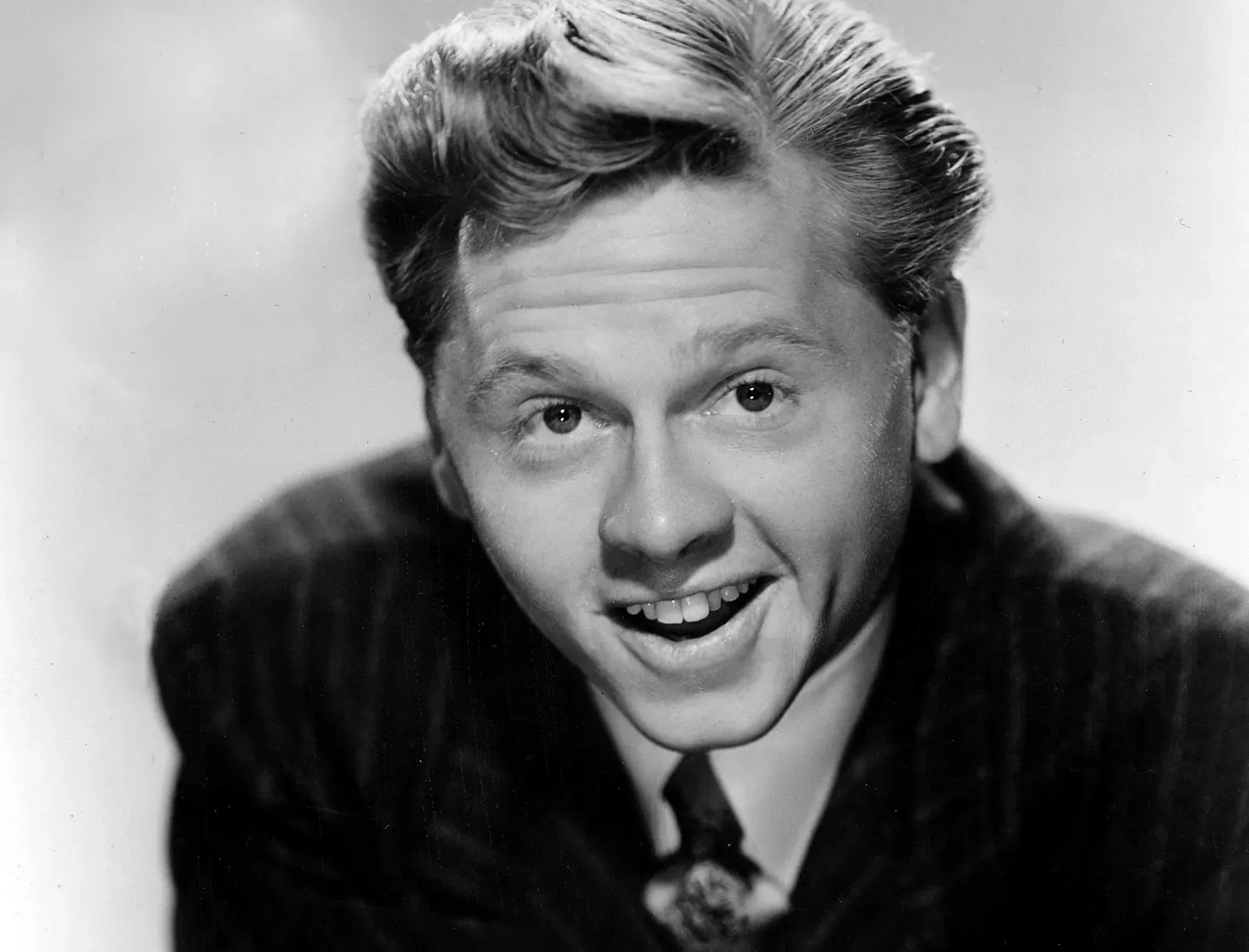 Mickey Rooney and MGM (Image Credits: Wikimedia)