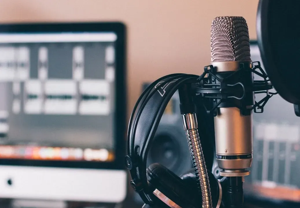 The Voice-Over Narration That Never Stops Explaining (Image Credits: Unsplash)