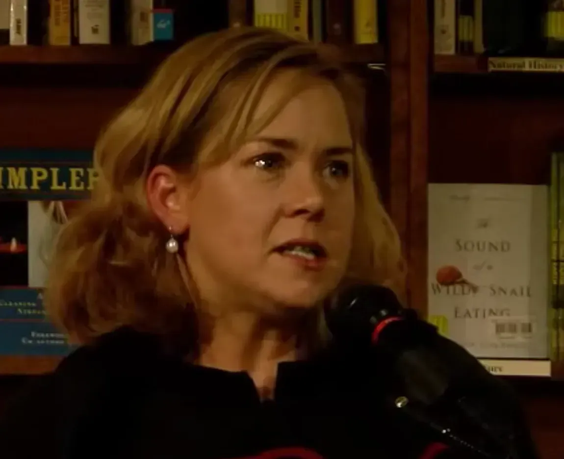 5. The Blair Witch Apology - The Blair Witch Project (1999) (Image Credits: "Heather Donahue - Growgirl @ Tattered Cover Bookstore in Denver" (37:07), CC BY 3.0)