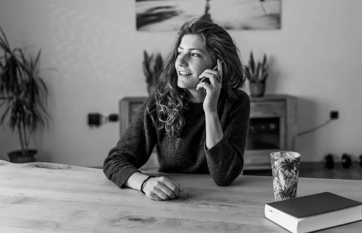 Making Phone Calls Without Texting First (Image Credits: Pixabay)