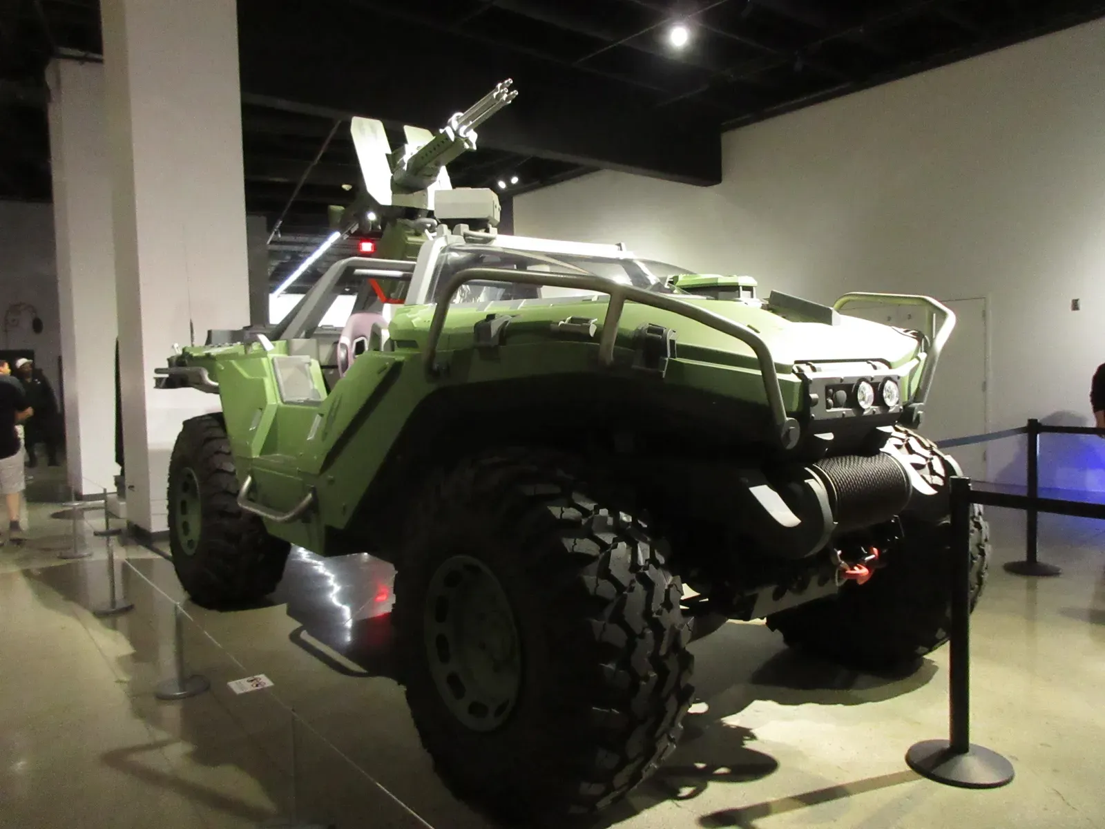 Mad Max 2: The Road Warrior (Post-apocalyptic and dystopian movie cars at the Petersen Museum, CC BY 2.0)