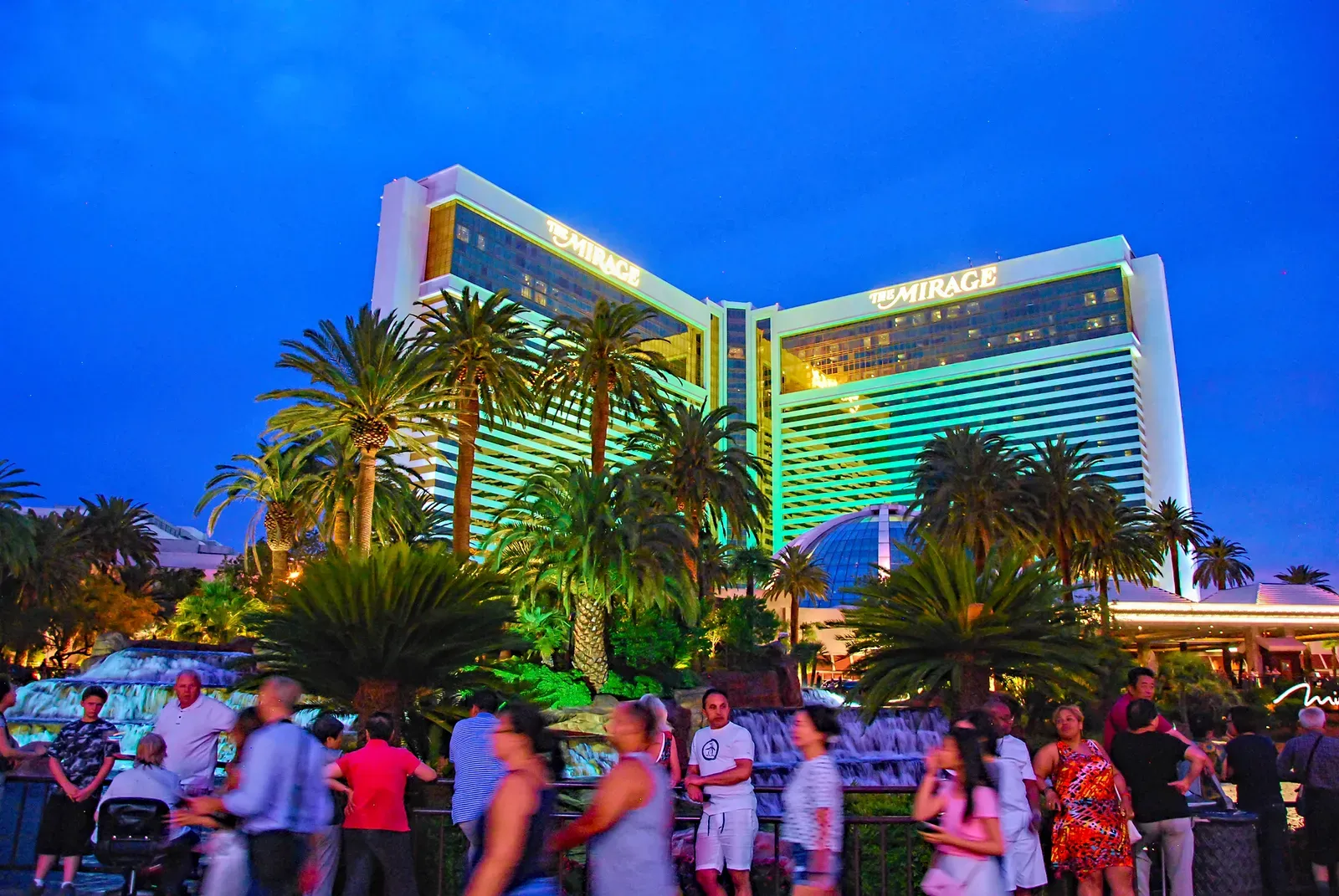 40 Million Visitors and Rising Expectations (Image Credits: Wikimedia)